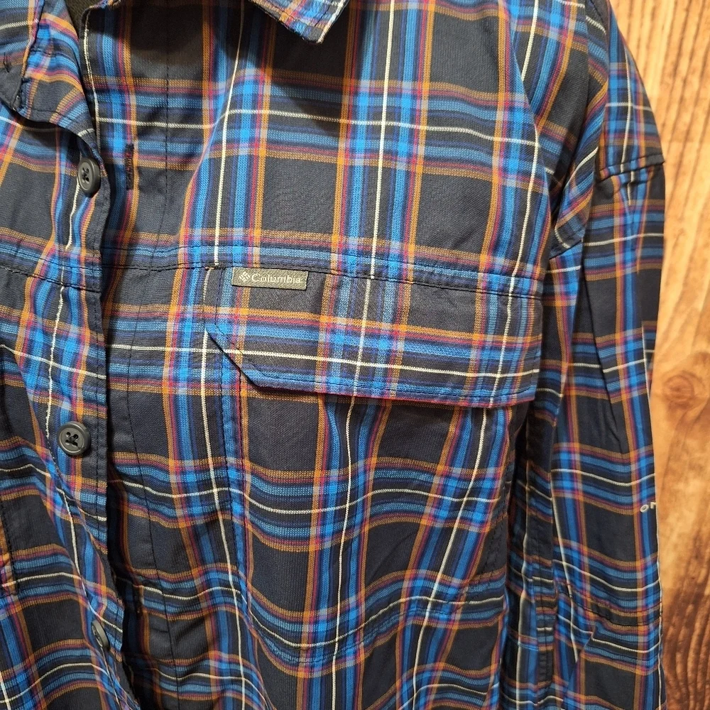 Columbia Blue Omni-shade Outdoor Button up Size XL NWOT
